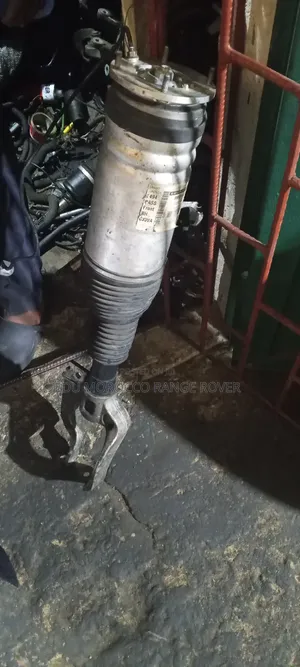 Range Rover 014 Front Shuck