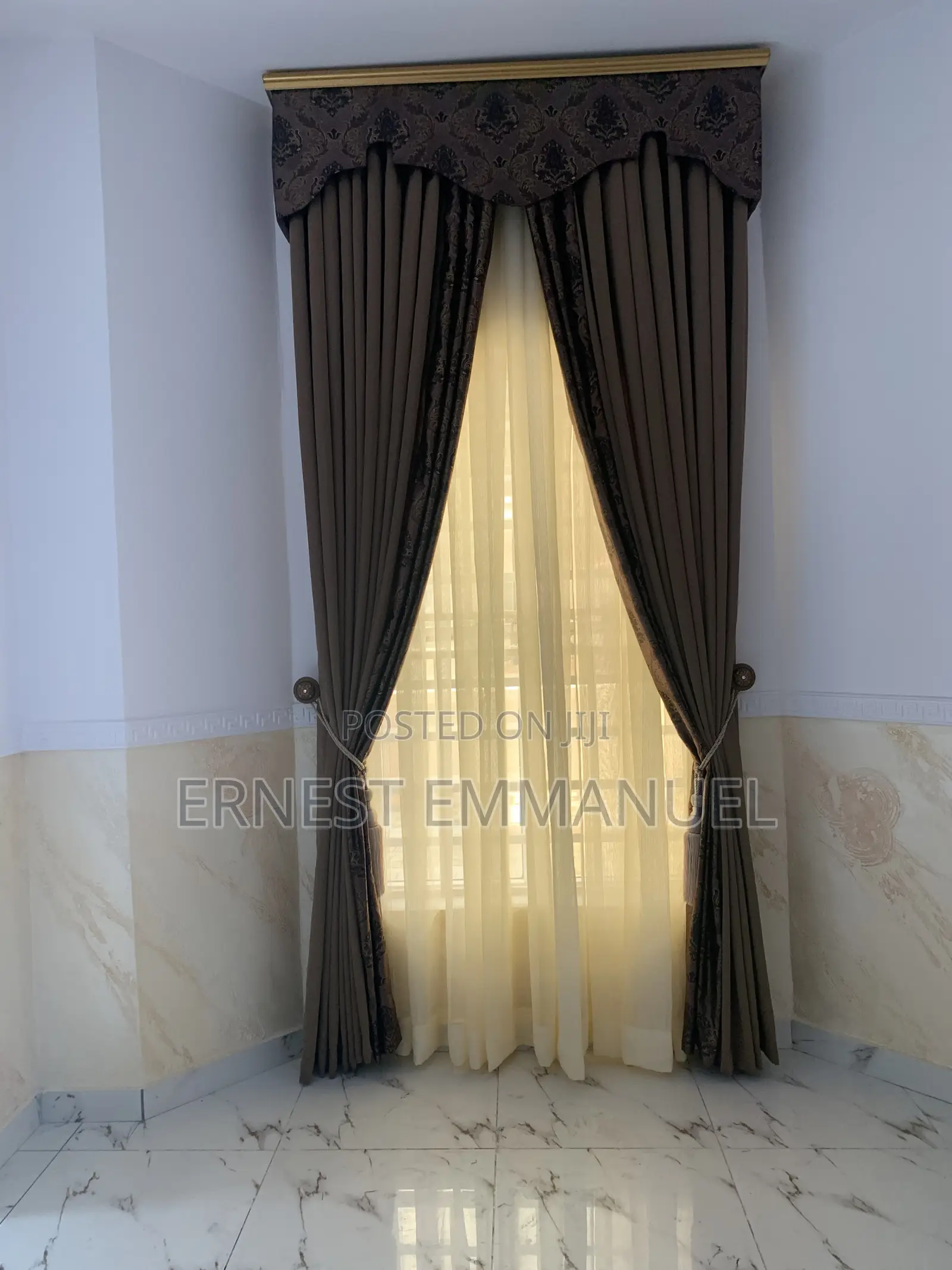 Italian Curtains