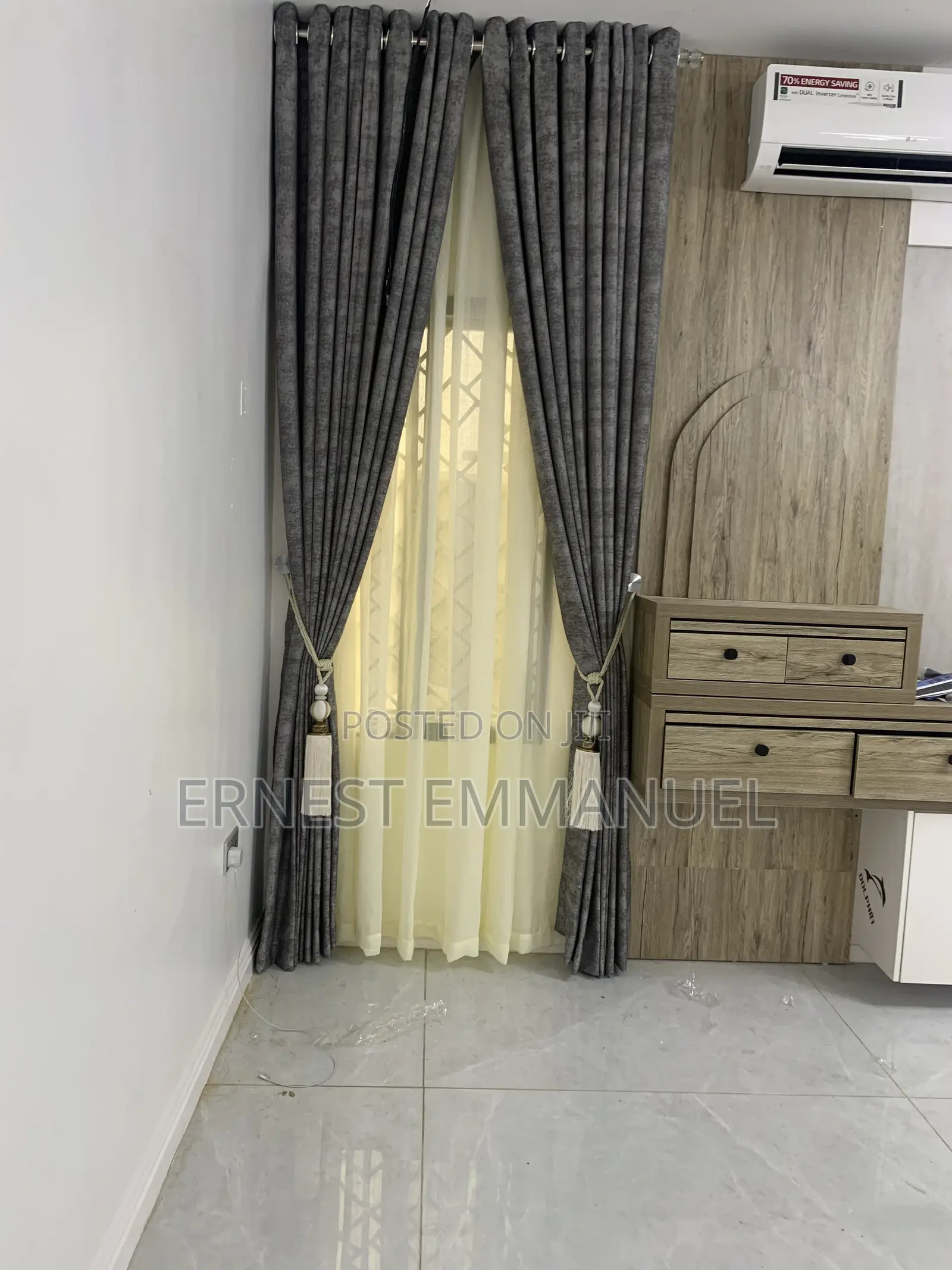 Italian Curtains