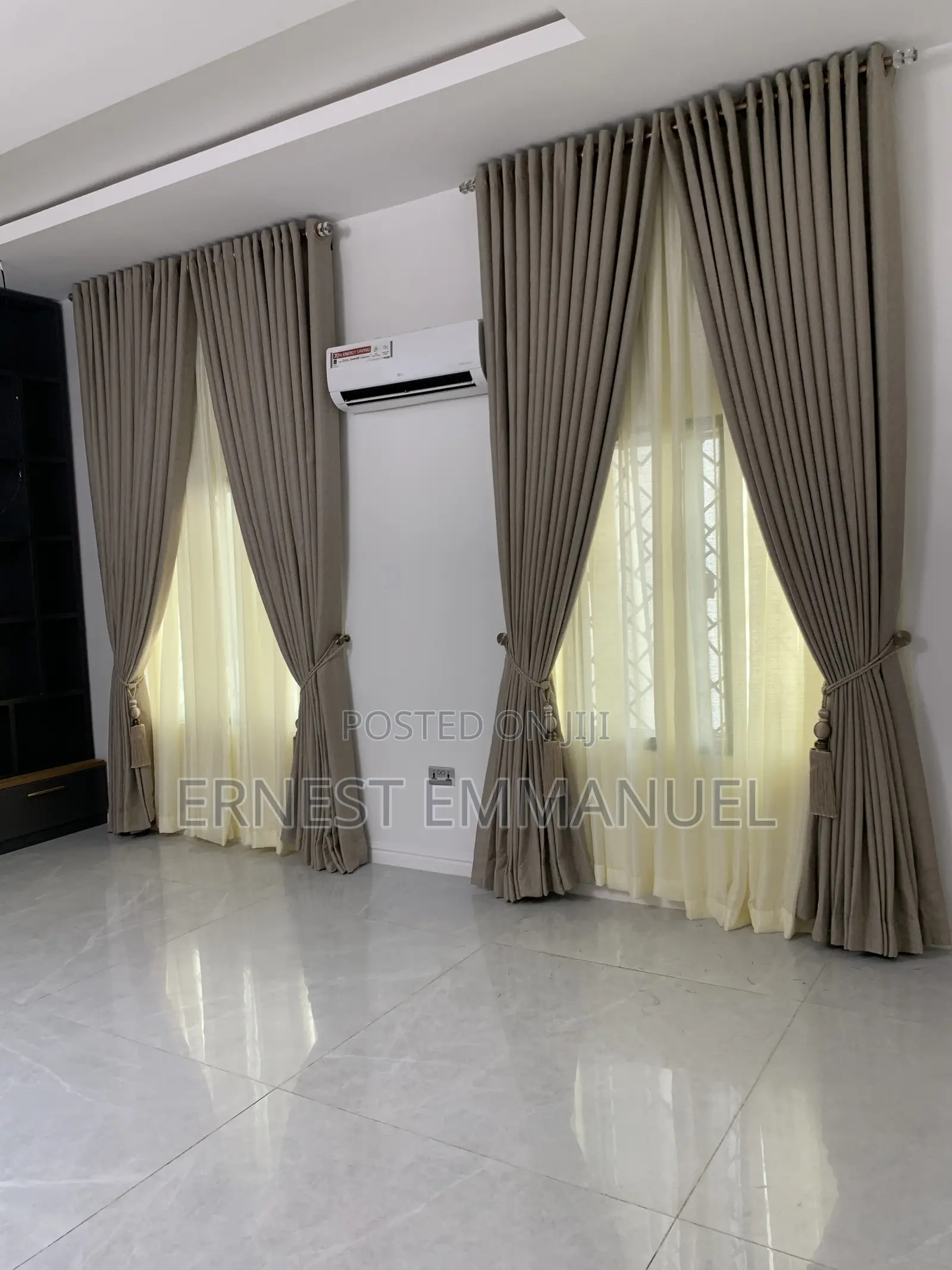 Italian Curtains