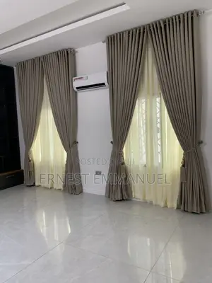 Italian Curtains