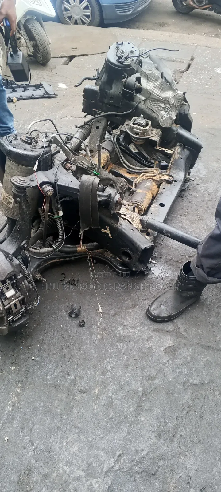 Range Rover 0 10 Underneath