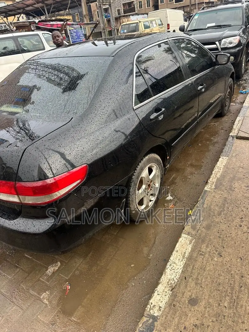 Honda Accord 2005 Black