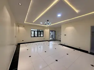 3bdrm Apartment in Lekki Phase 2 for rent