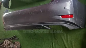 Back Bumper Es350 2017