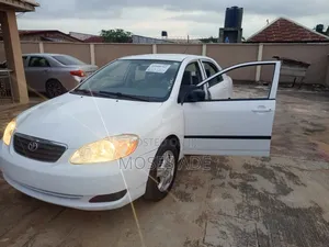 Toyota Corolla 2006 White