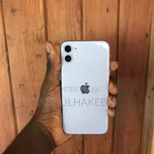 Apple iPhone 11 64 GB Purple