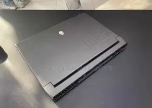 New Laptop Alienware 16GB Intel Core i7 SSD 1T