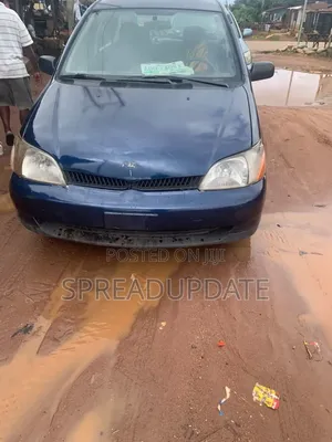 Toyota Echo 2002 Blue