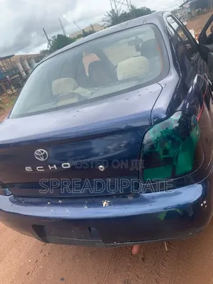 Toyota Echo 2002 Blue