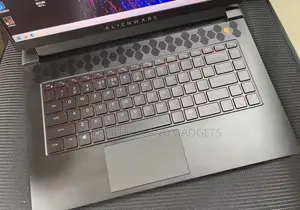 New Laptop Alienware 16GB Intel Core i7 SSD 1T