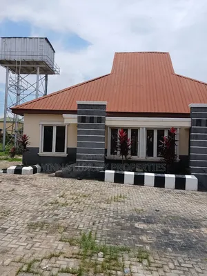 2bdrm Bungalow in Fha Lugbe for sale