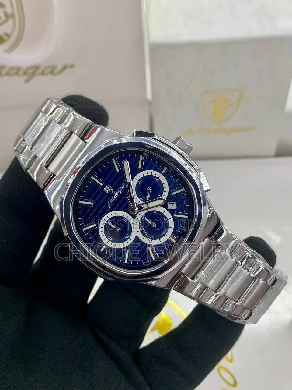 Poedagar Watch