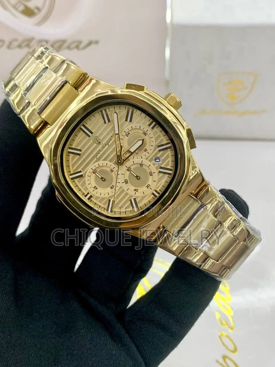 Poedagar Watch