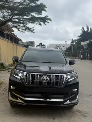 Toyota Land Cruiser Prado 2012 Black