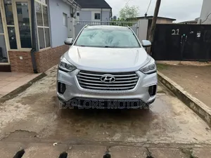 Hyundai Santa Fe 2017 Silver