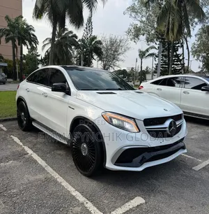 Mercedes-Benz GLE-Class 2017 White
