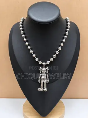 Male Necklace