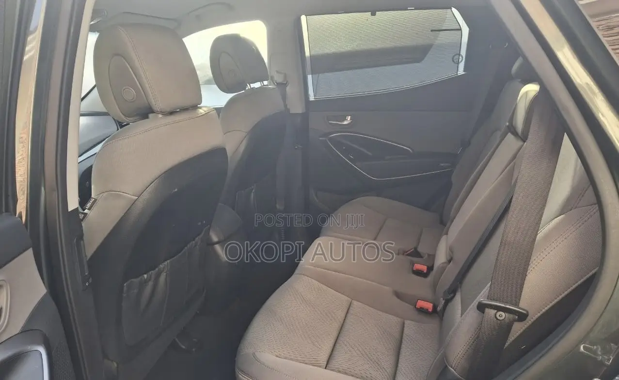 Hyundai Santa Fe 2014 Gray