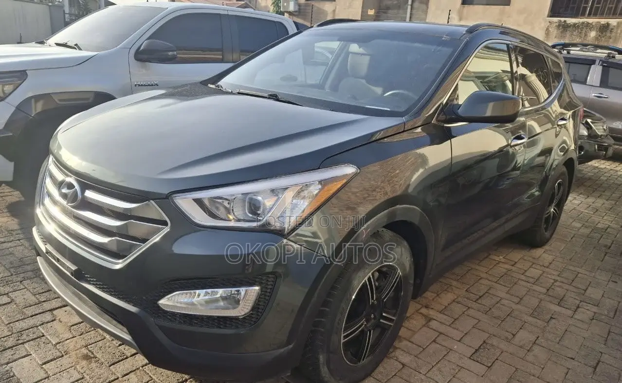 Hyundai Santa Fe 2014 Gray