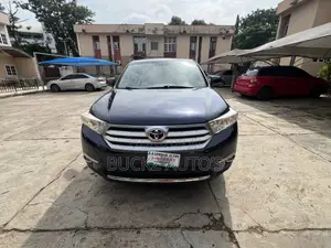 Toyota Highlander 2013 Blue