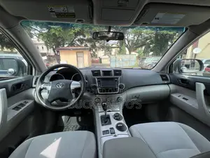 Toyota Highlander 2013 Blue