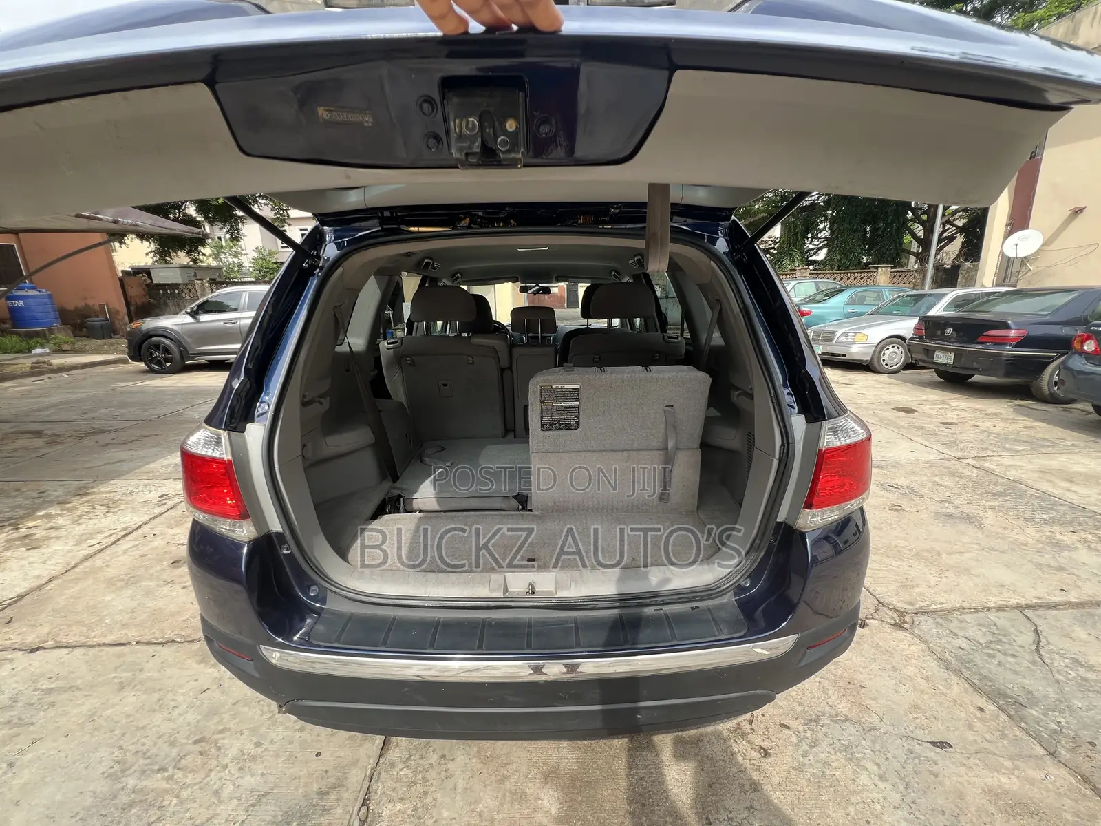 Toyota Highlander 2013 Blue