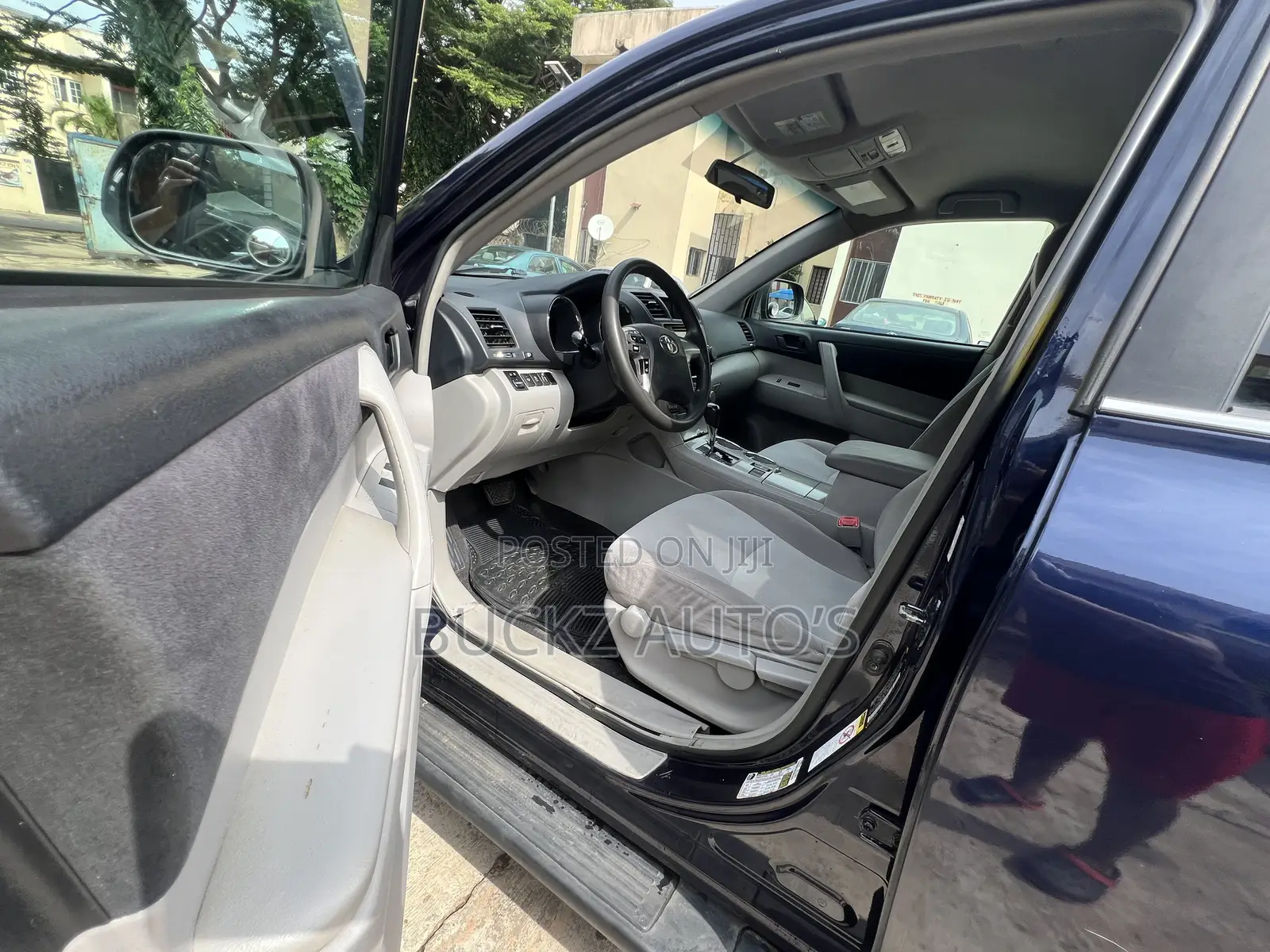 Toyota Highlander 2013 Blue