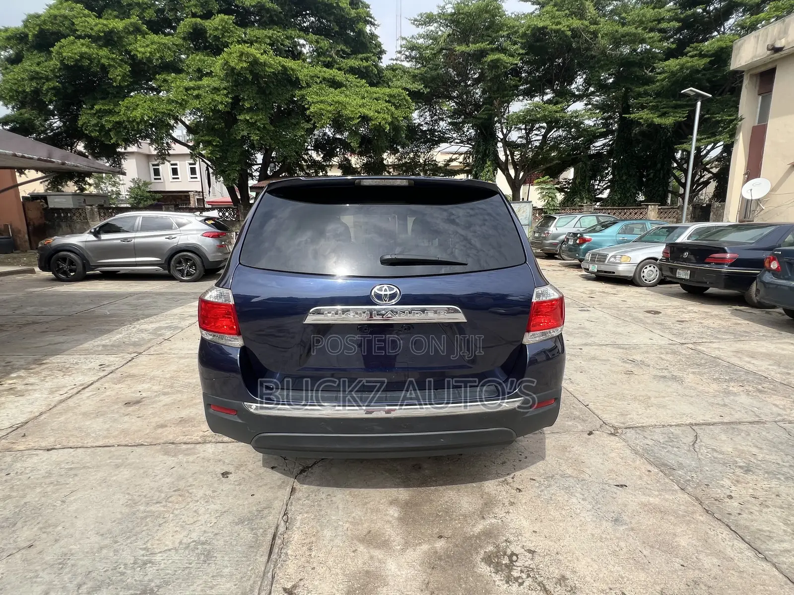 Toyota Highlander 2013 Blue