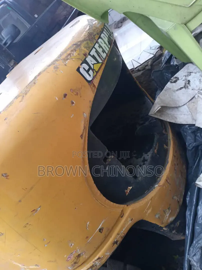 CAT Fork Lift