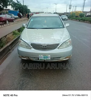 Toyota Camry 2002 Silver