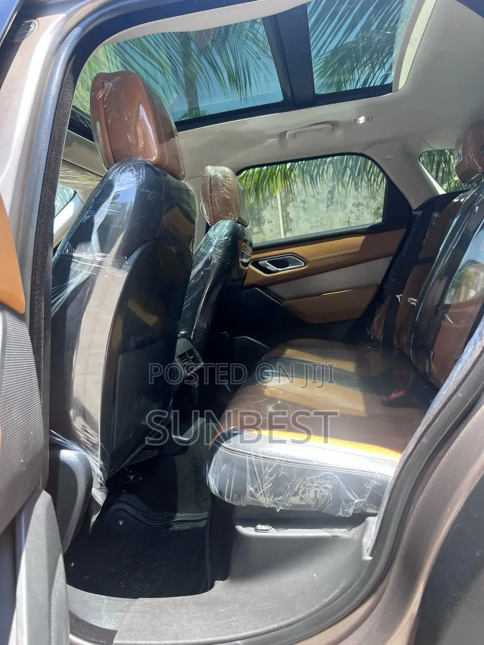 Land Rover Range Rover Velar 2018 Brown