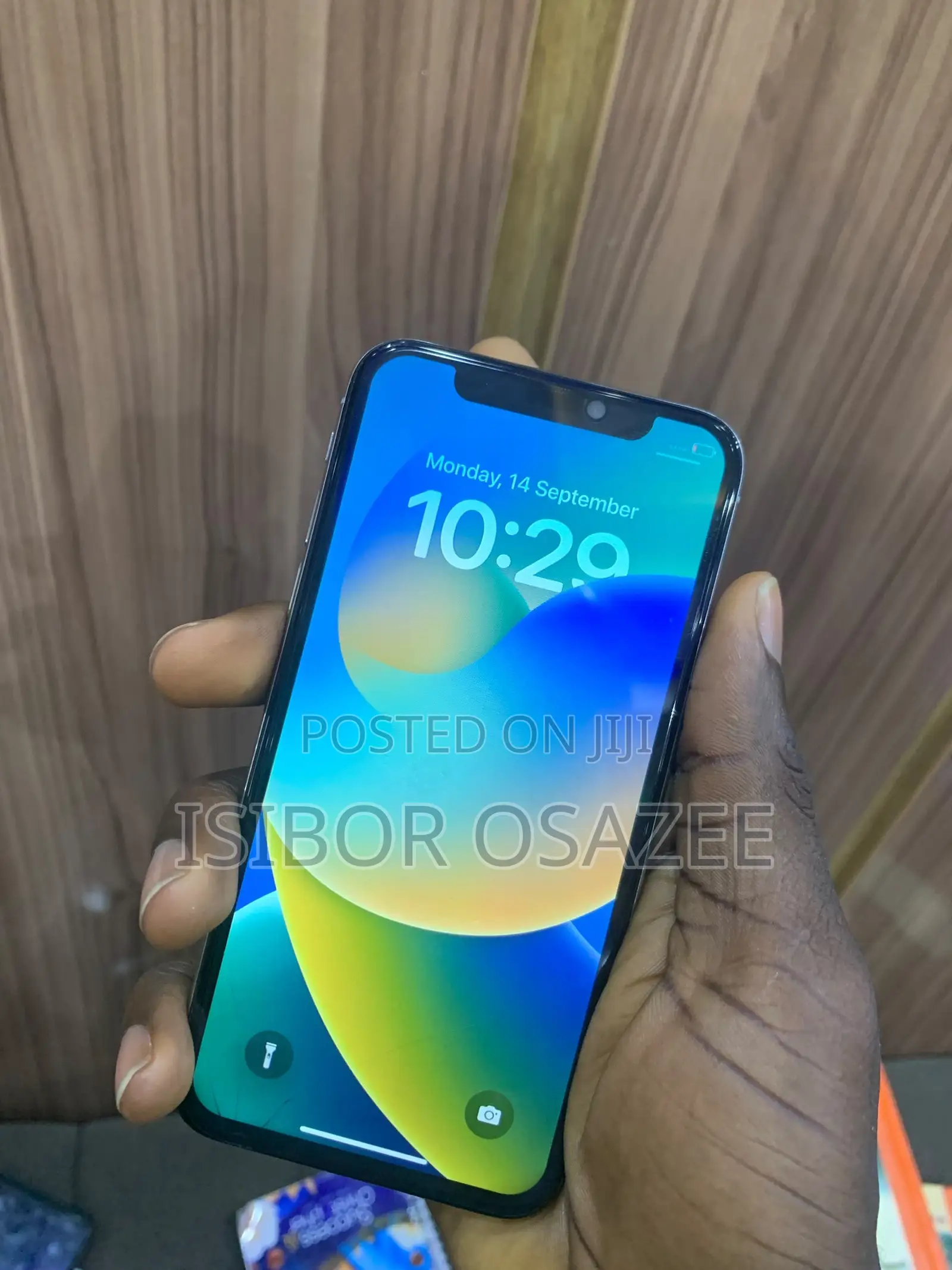 Apple iPhone X 64 GB White