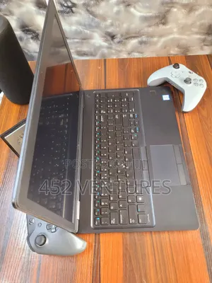 Laptop Dell Latitude 5590 4GB Intel Core i5 SSD 128GB