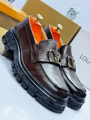 Timberland Men’s Luxury Dark Brown Leather Shoes – Designer Style
