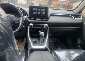 Toyota RAV4 XLE Premium AWD 2020 Silver