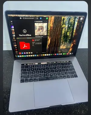 Laptop Apple MacBook Pro 2017 16GB Intel Core i7 SSD 256GB