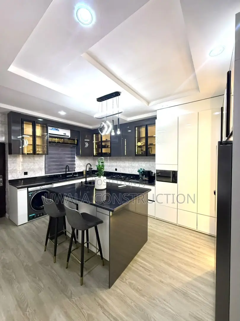 Spacious 4-Bedroom Apartment