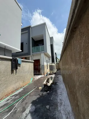 4bdrm Duplex in Magodo Gra Phase 1 for sale
