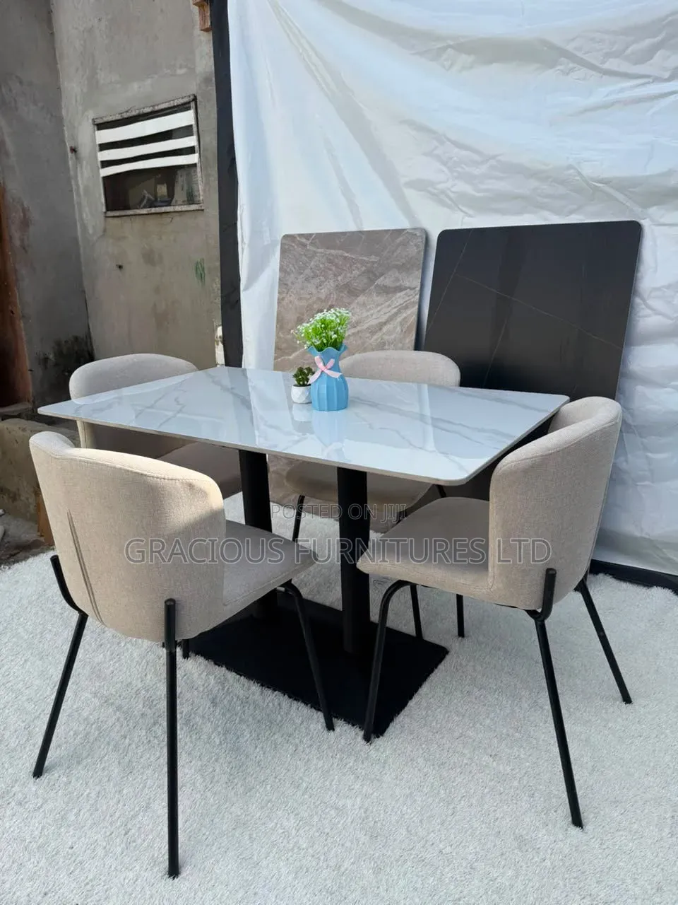 Elegant 4 Seater Dining Table