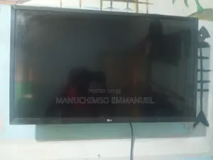 32 Inches TV