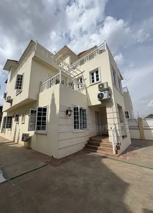 5bdrm Duplex in Wuye for sale