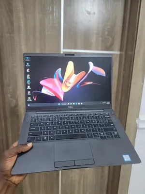 Laptop Dell Latitude 7400 8GB Intel Core i5 SSD 256GB