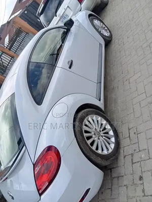 Volkswagen Beetle 2015 White