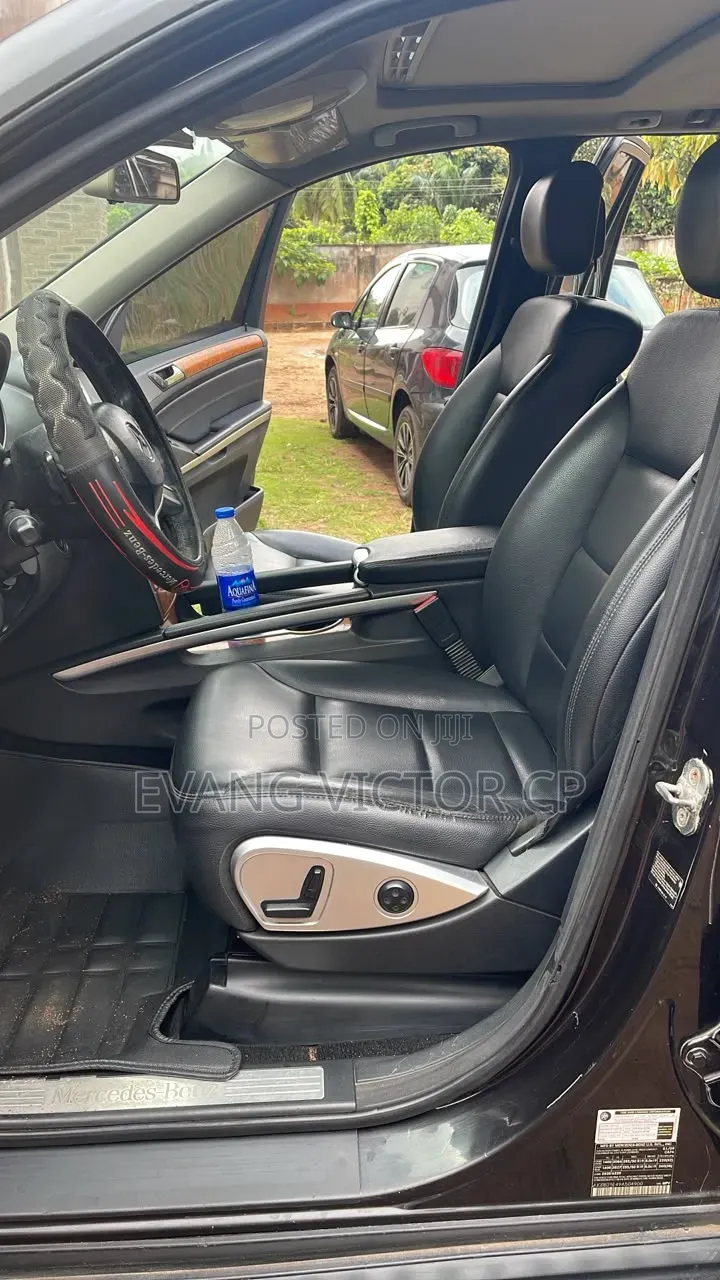 Mercedes-Benz M Class 2009 Black