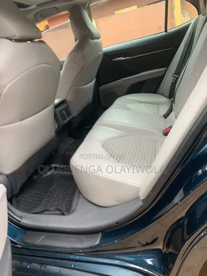 Toyota Camry 2019 Blue
