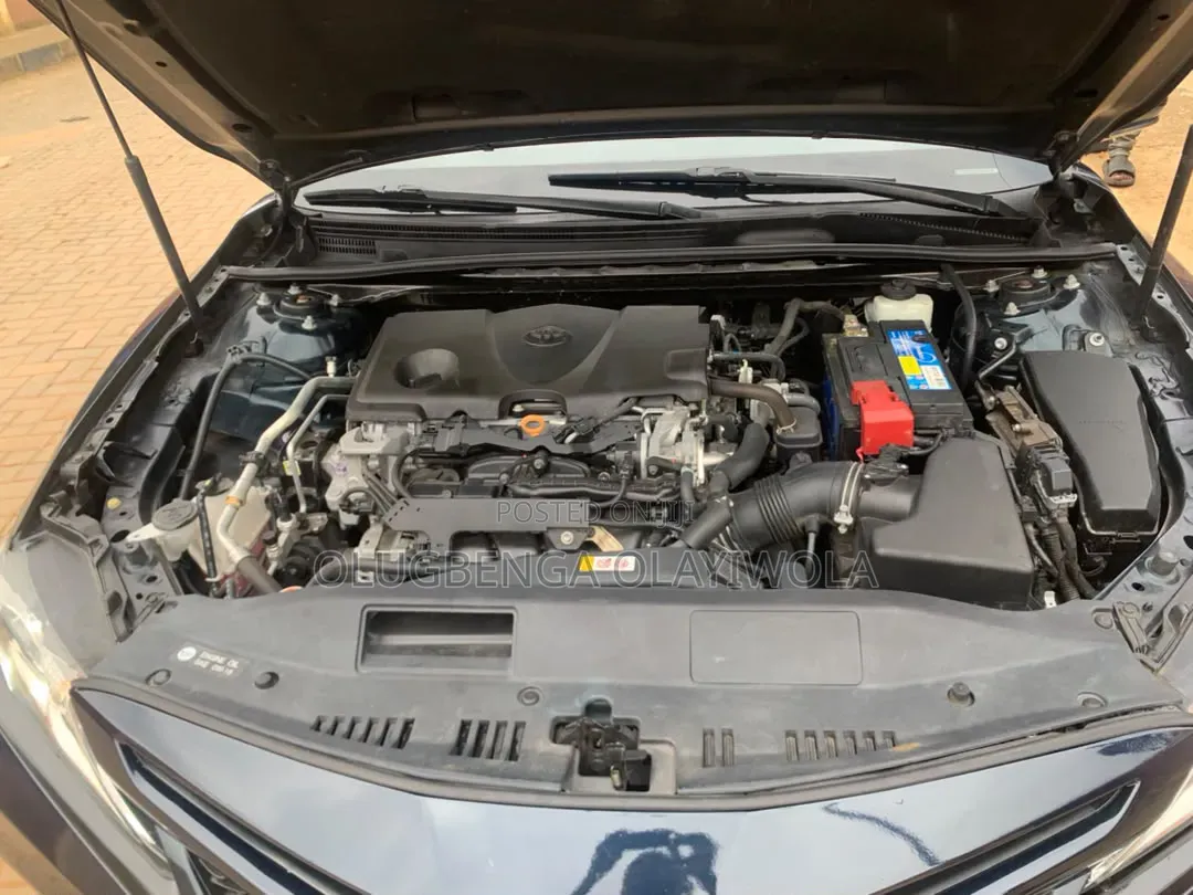 Toyota Camry 2019 Blue