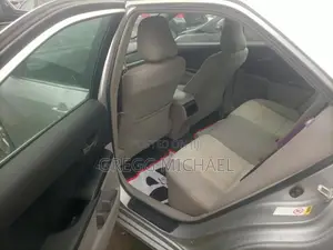 Toyota Camry 2014 Silver