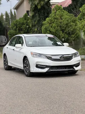 Honda Accord EX 4dr Sedan FWD (2.4L 4cyl 2A) 2017 White
