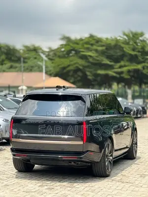 Land Rover Range Rover Vogue 2023 Gray